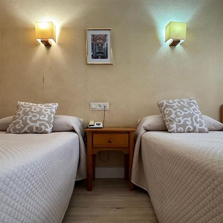 Hostal Atienzar Albacete Dış mekan fotoğraf