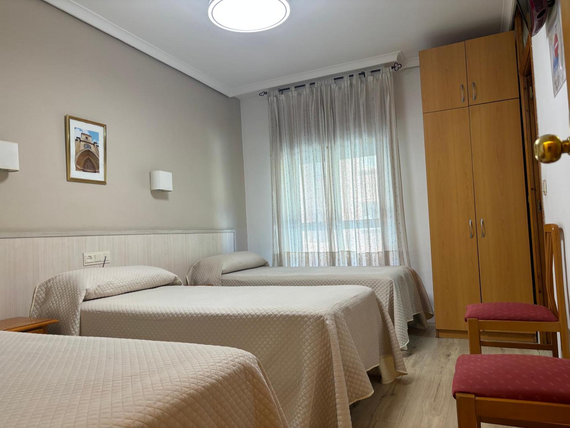 Hostal Atienzar Albacete Dış mekan fotoğraf