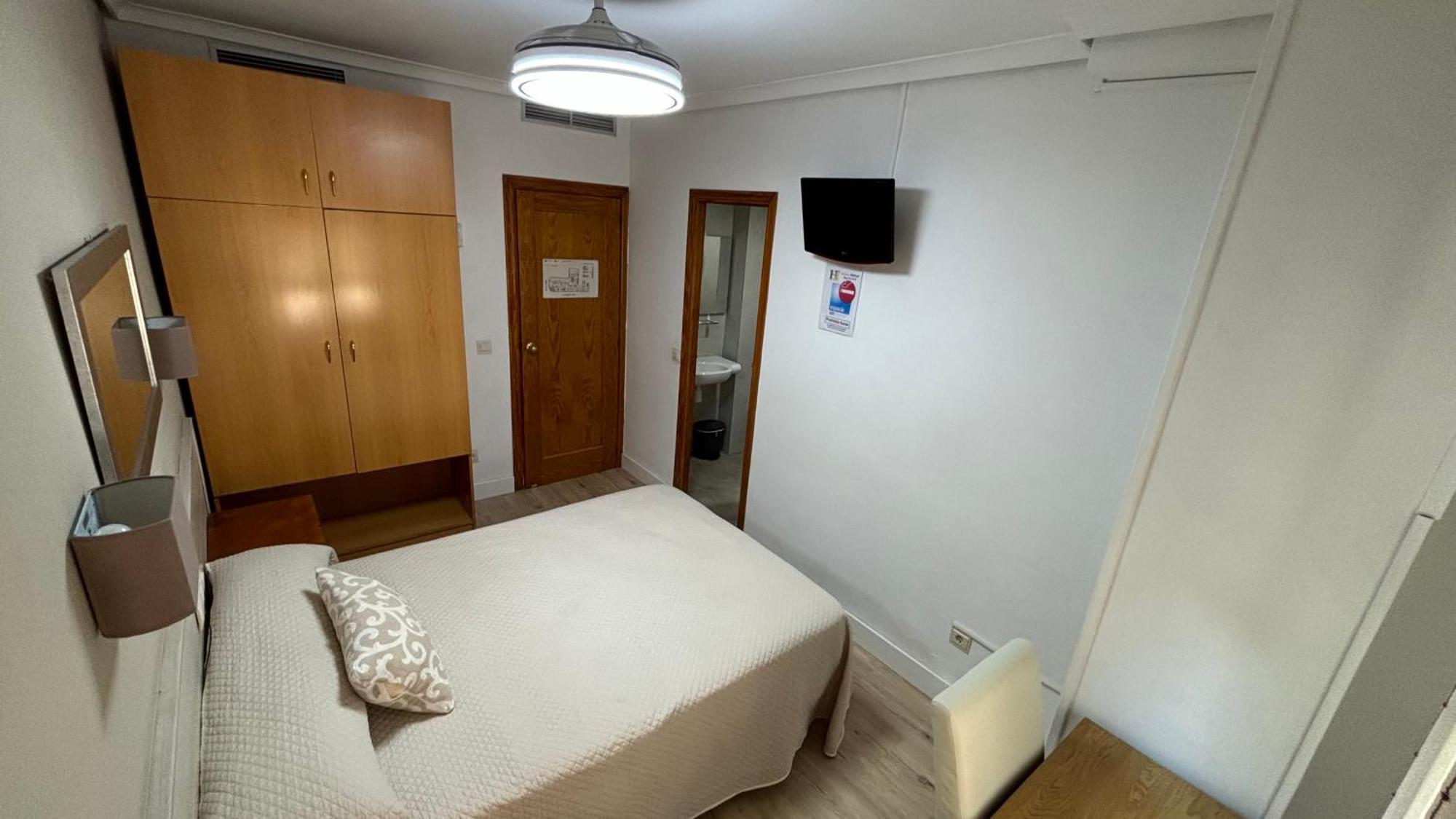 Hostal Atienzar Albacete Dış mekan fotoğraf