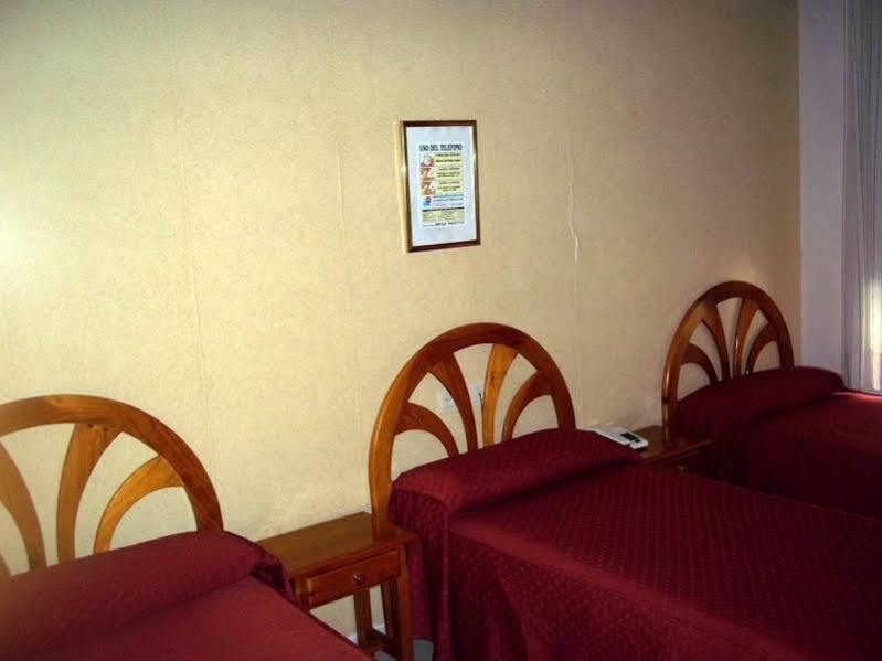 Hostal Atienzar Albacete Dış mekan fotoğraf
