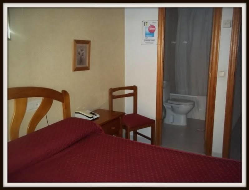 Hostal Atienzar Albacete Dış mekan fotoğraf